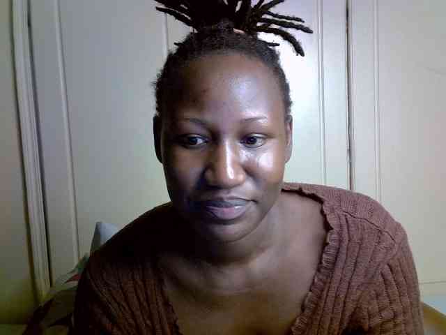 desirdoll23 webcam