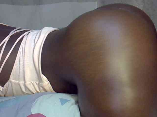 desirdoll23 webcam
