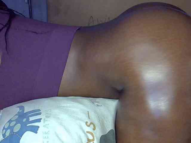 desirdoll23 webcam