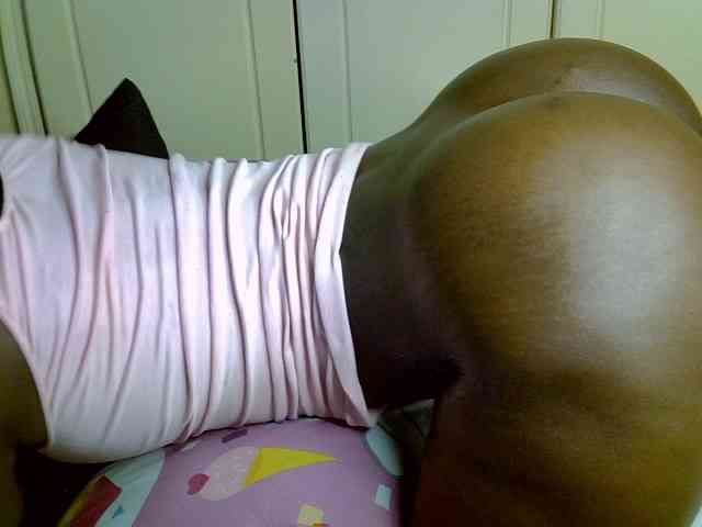 desirdoll23 webcam
