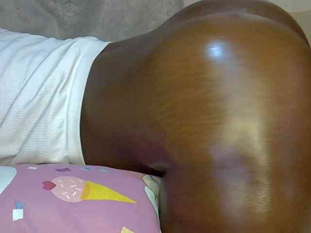 desirdoll23 webcam