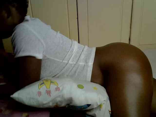 desirdoll23 webcam