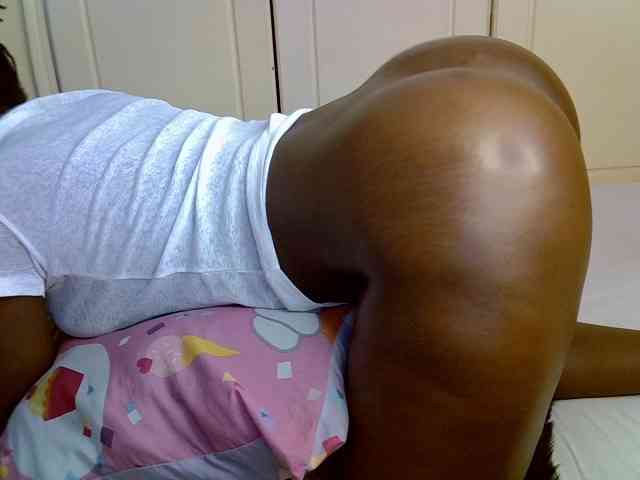 desirdoll23 webcam