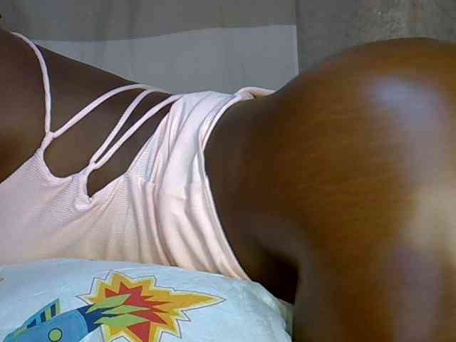 desirdoll23 webcam