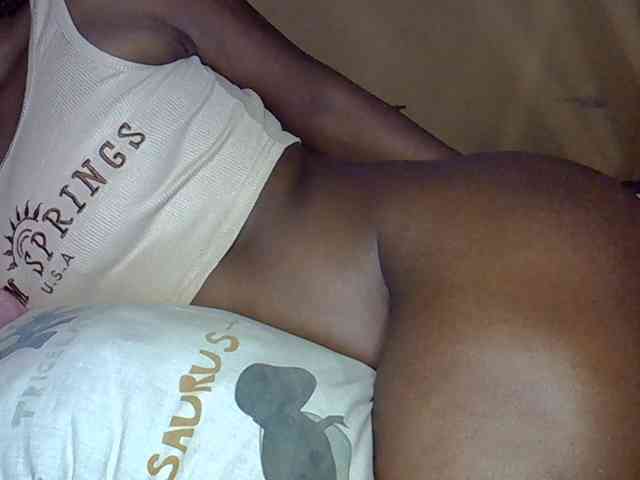 desirdoll23 webcam