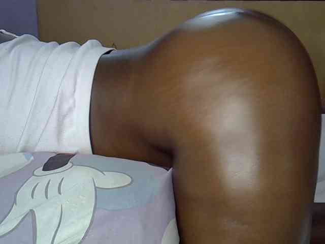 desirdoll23 webcam