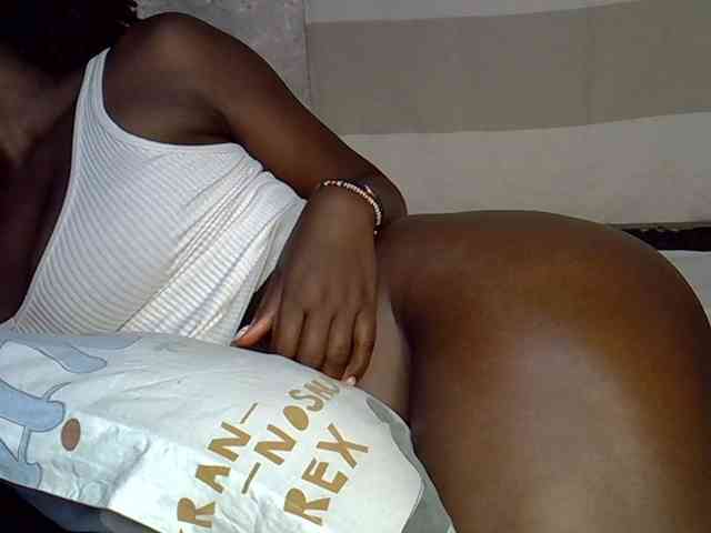 desirdoll23 webcam