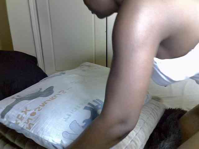 desirdoll23 webcam