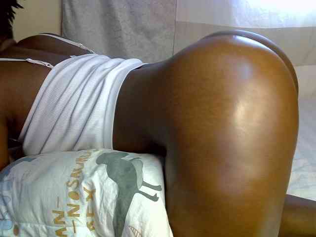 desirdoll23 webcam