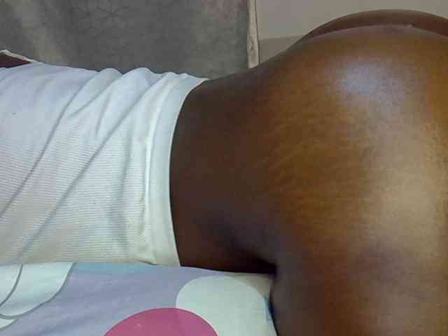 desirdoll23 webcam