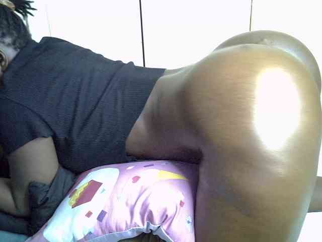 desirdoll23 webcam