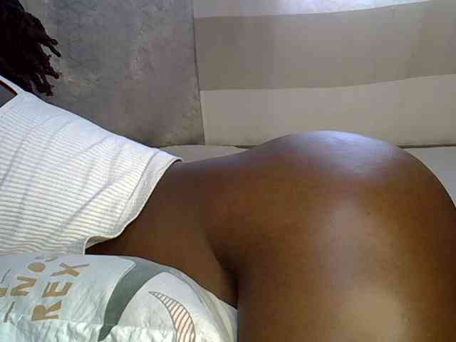 desirdoll23 webcam