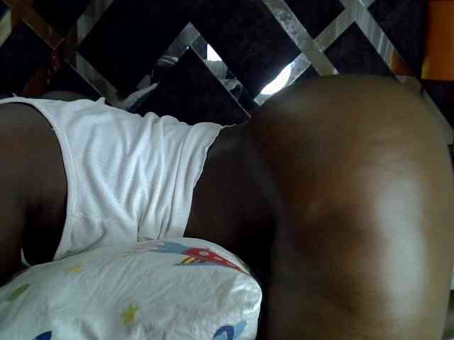 desirdoll23 webcam