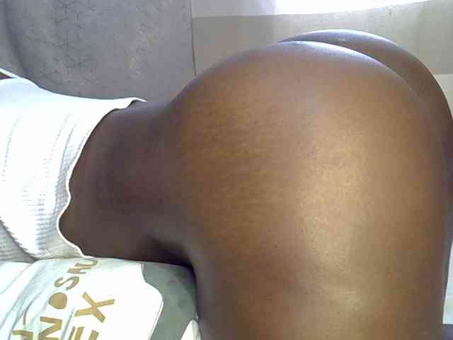 desirdoll23 webcam