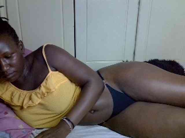 desirdoll23 webcam