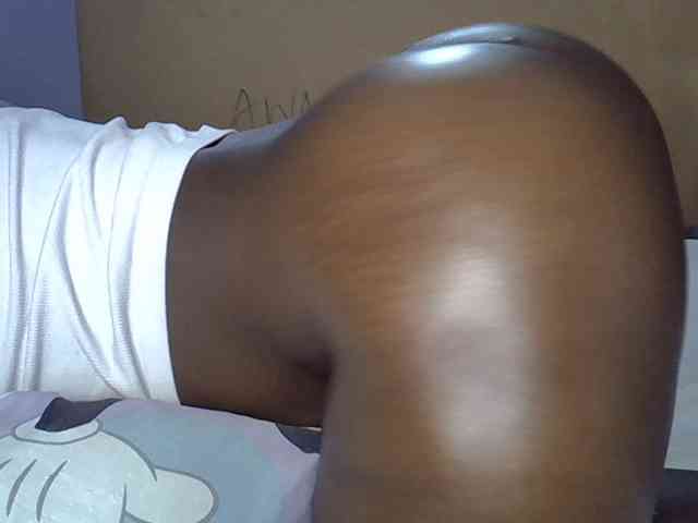desirdoll23 webcam