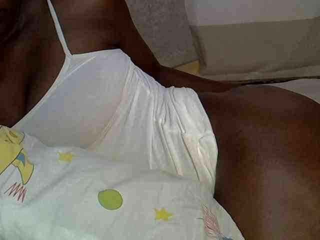 desirdoll23 webcam