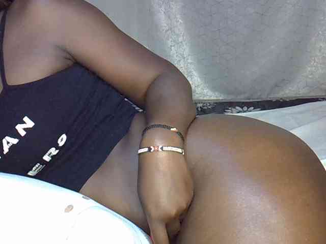 desirdoll23 webcam