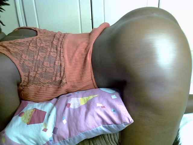 desirdoll23 webcam