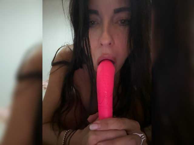 Lename live cam on BongaCams