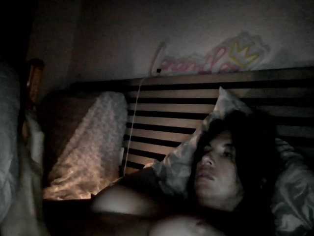 Lename live cam on BongaCams