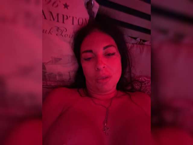 Lename live cam on BongaCams