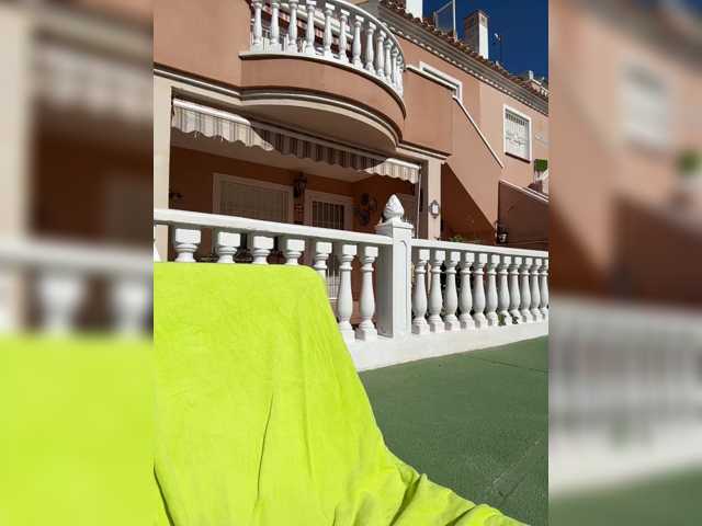 Lename, live now on BongaCams