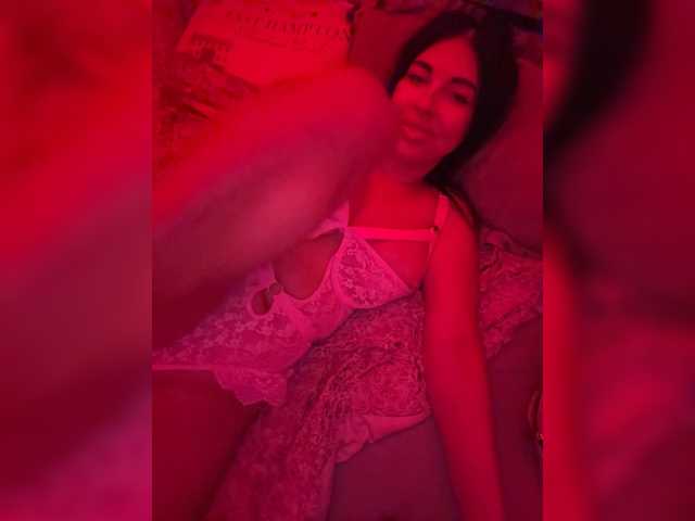 Lename live cam on BongaCams