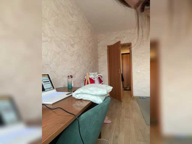 RUS577643 live cam on BongaCams