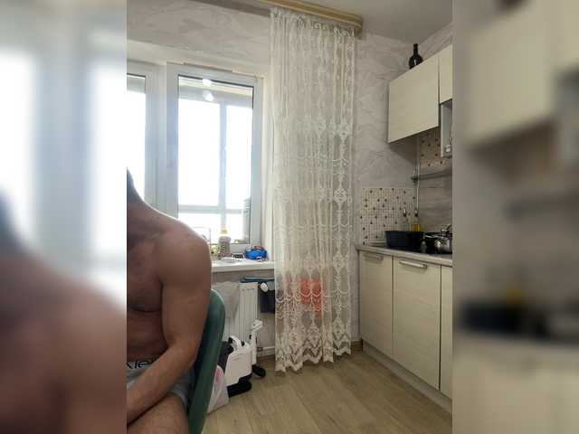 RUS577643