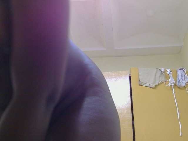 Riccara live cam on BongaCams