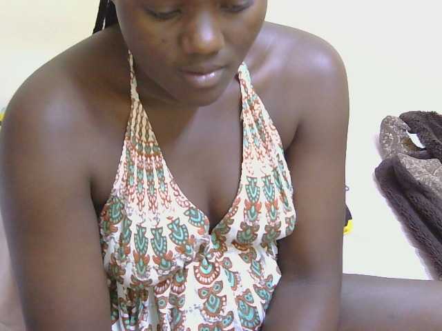 Riccara live cam on BongaCams