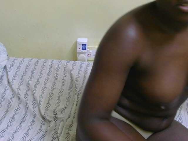 Riccara live cam on BongaCams