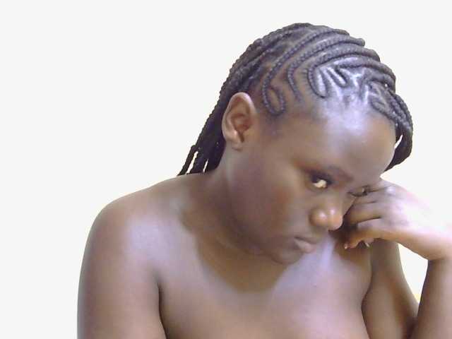 Riccara live cam on BongaCams