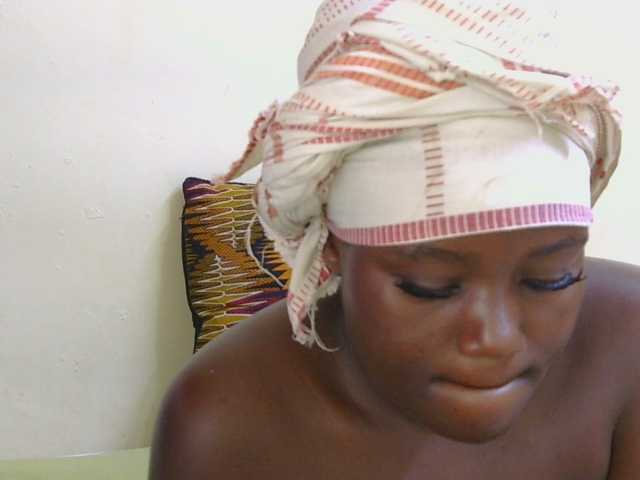 Riccara live cam on BongaCams