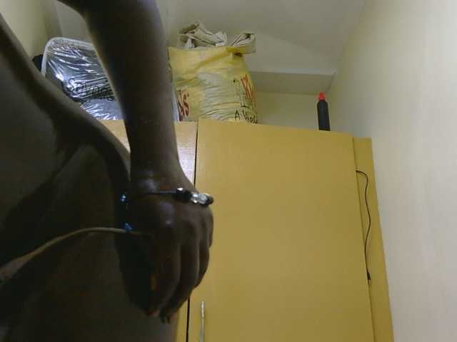 Riccara live cam on BongaCams