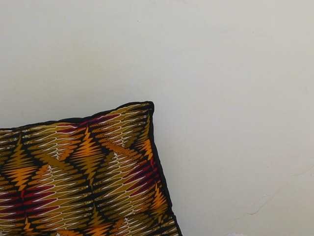 Riccara's BongaCams show and profile