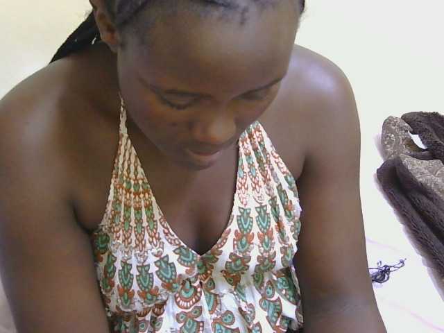 Riccara live cam on BongaCams