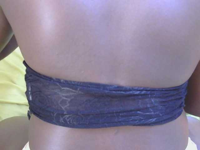 Riccara live cam on BongaCams