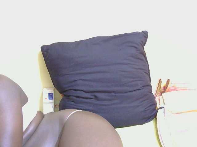 Riccara, en directo ahora en BongaCams
