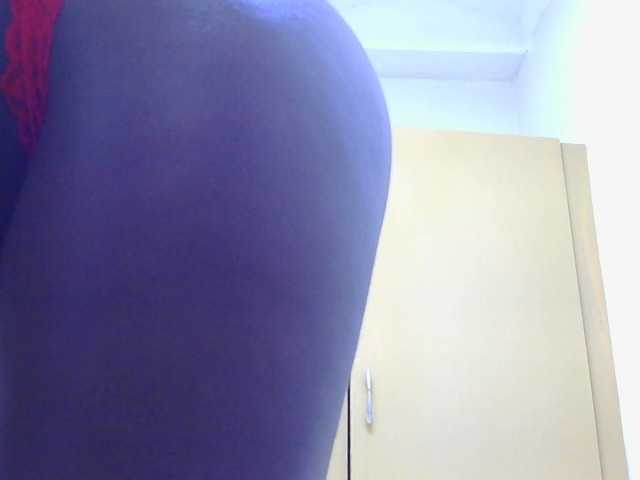 Riccara live cam on BongaCams
