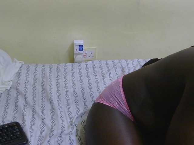 Riccara live cam on BongaCams
