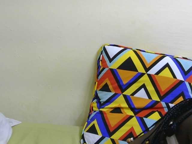 Riccara live cam on BongaCams