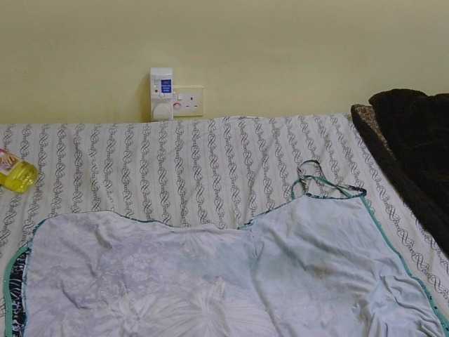 Riccara live cam on BongaCams