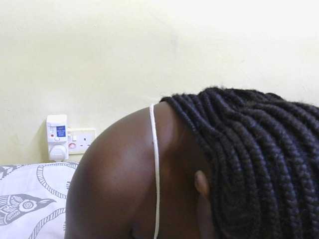 Riccara live cam on BongaCams