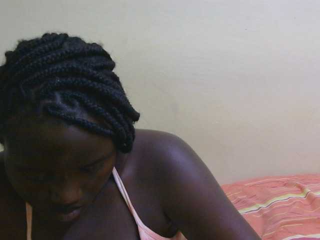 Riccara live cam on BongaCams
