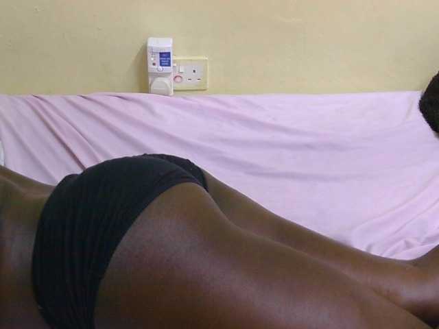 Riccara live cam on BongaCams
