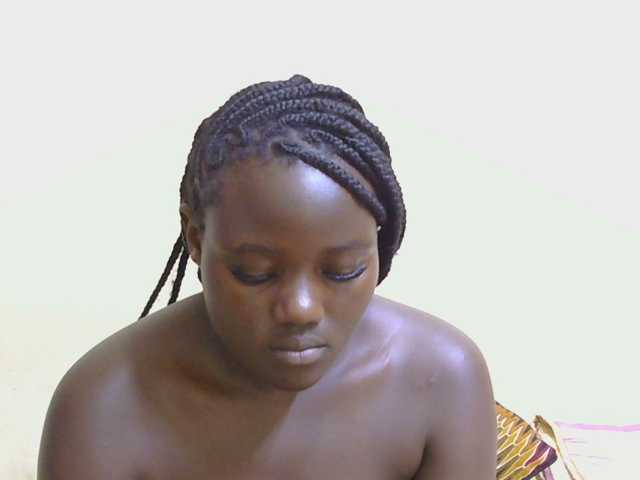 Riccara, en vivo ahora en BongaCams