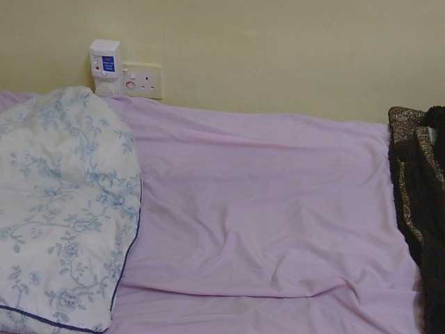 Riccara live cam on BongaCams
