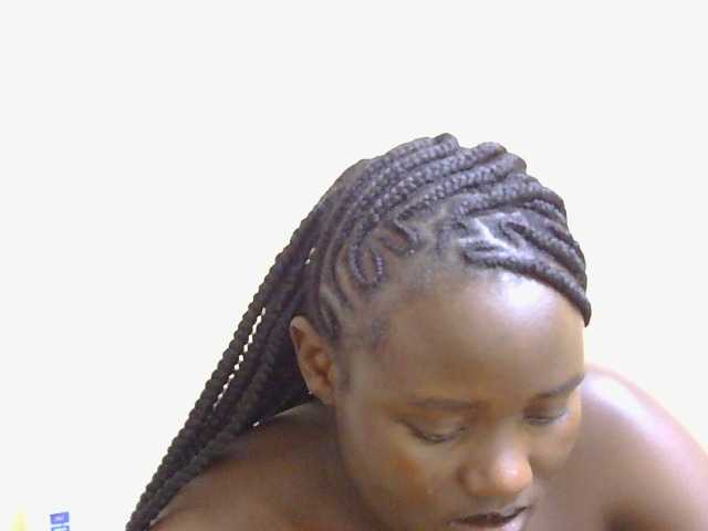 Riccara live cam on BongaCams